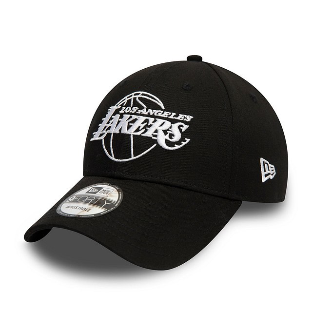 NEW ERA NBA ESSENTIAL OUTLINE 940 LOSLAK BLK – BLACK