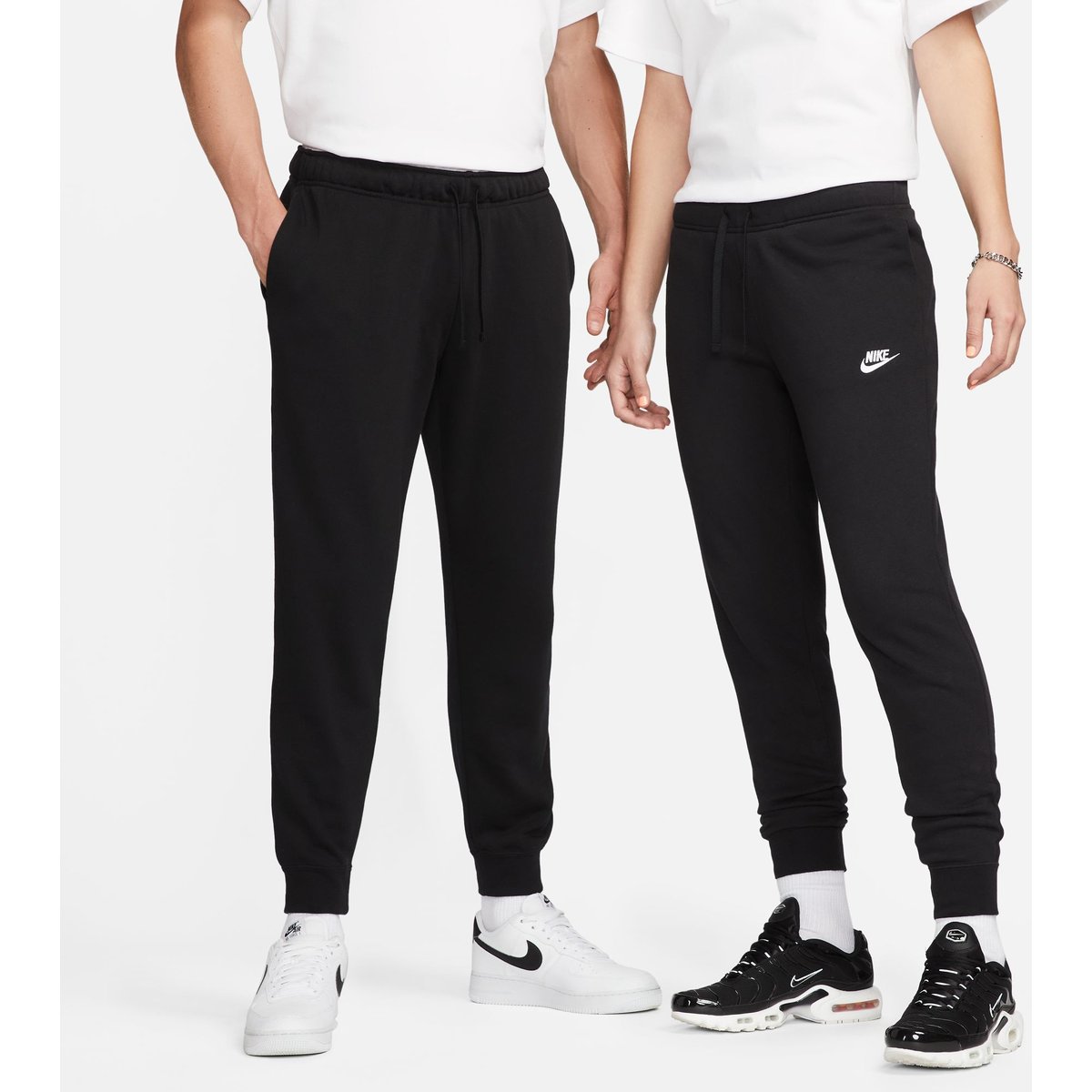 Nike Sportswear Club Fleece MR Hose STD Damen – BLACK/WHITE