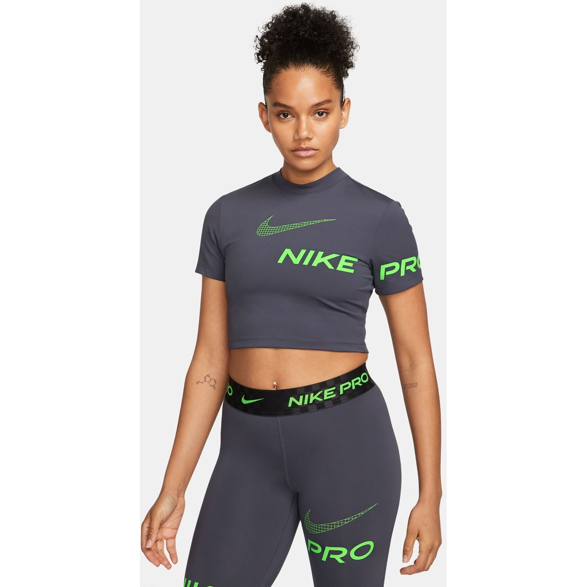 Nike Pro Dri-FIT GRX Kurzarm Crop Top Damen – GRIDIRON/GREEN STRIKE