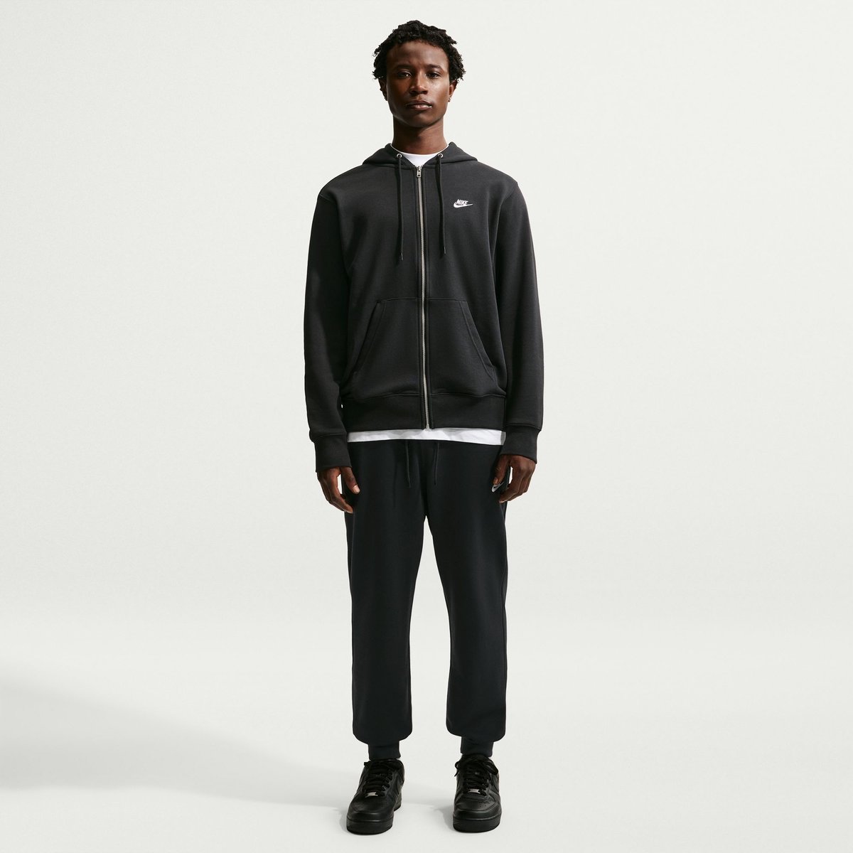 Nike Club FT Jogger Freizeithose Herren – BLACK/BLACK/WHITE