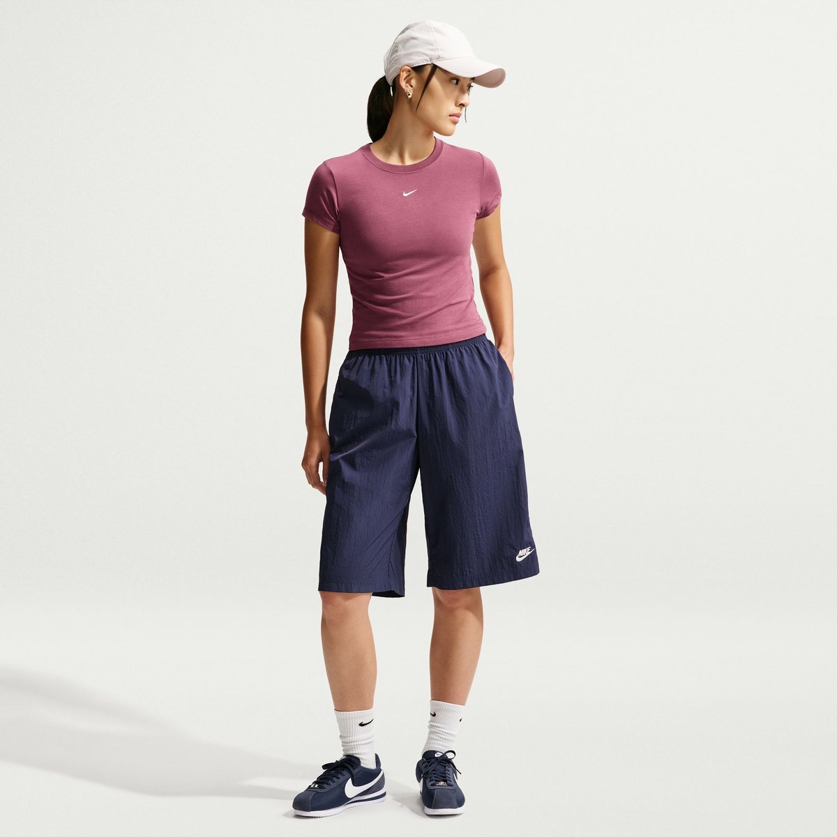 Nike T-Shirts/Tanks ku.Arm Da Nike Sportswear Chill Knit Damen-T-Shirt – PINK SMOKE/SAIL