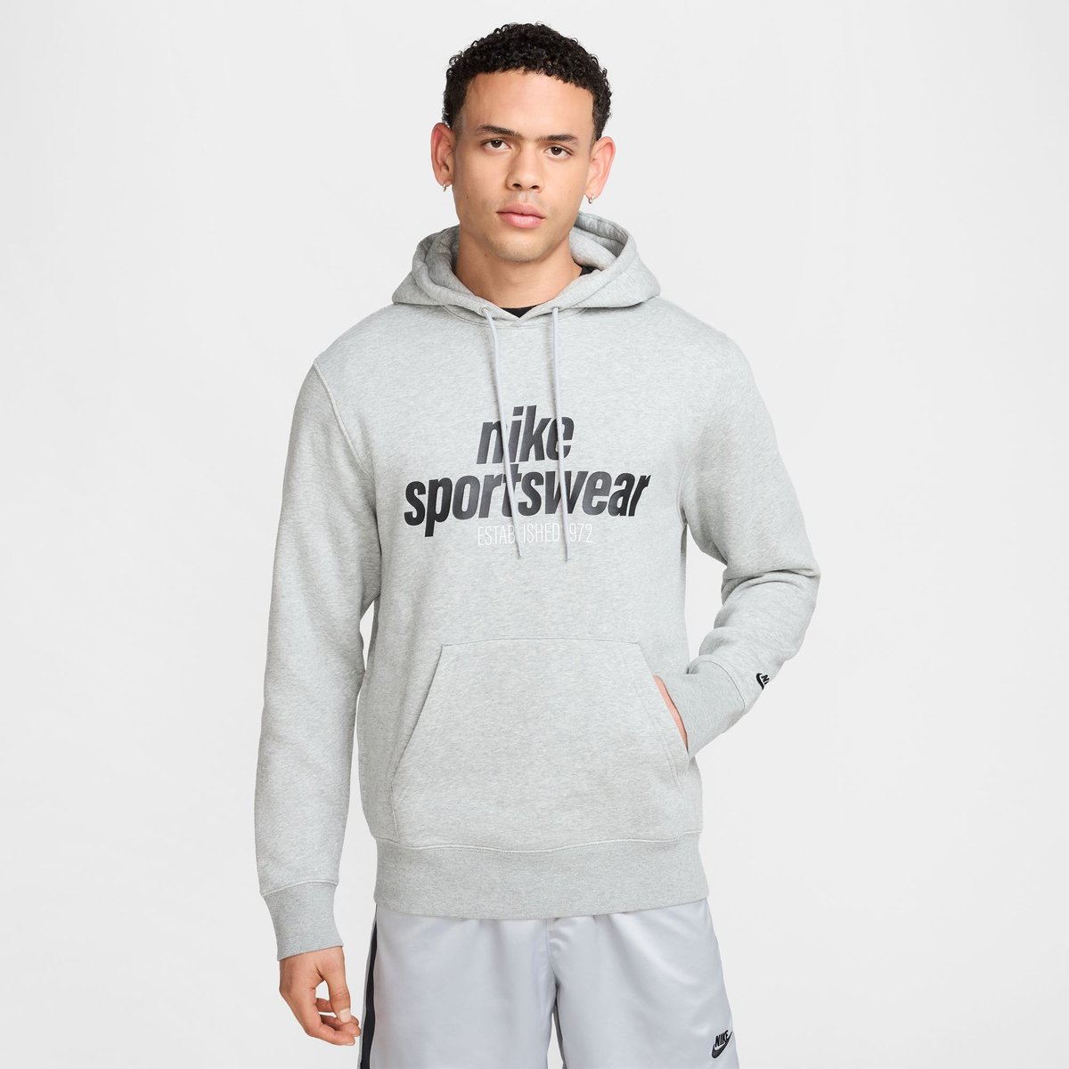 Nike Sportswear Club BB PO Kapuzensweat GFX Herren – DK GREY HEATHER/LT SMOKE GREY/BLACK