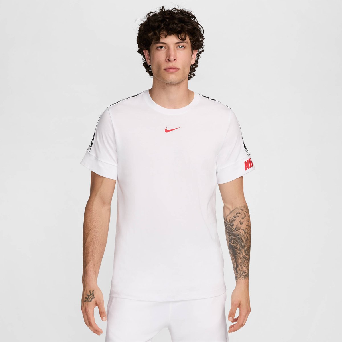 Nike Sportswear Repeat T-Shirt Kurzarm Herren – WHITE
