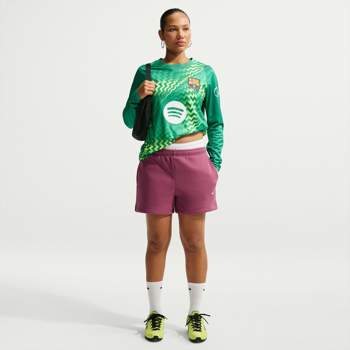 Nike Shorts Da Nike Studio Fleece aus mittelschwerem Material Shorts mit mittelhohem Bund (Damen) – PINK SMOKE/SAIL