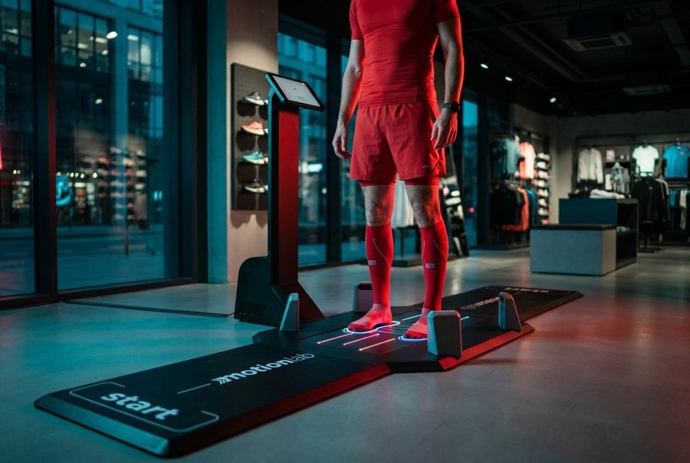 Laufanalyse bei Intersport Stähle – Bild mit KI gestaltet