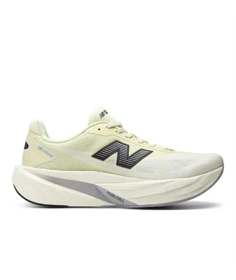 New Balance FuelCell Rebel v5 – PISTACHIO BUTTER