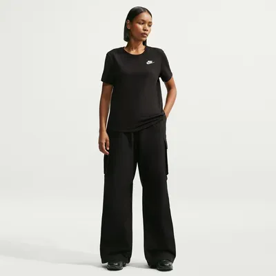 Nike Sportswear Club Kurzarm T-Shirt Damen – Schwarz / Weiß