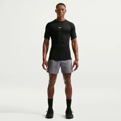 Nike Pro Dri-FIT Tight Kurzarm Shirt Herren – BLACK/WHITE