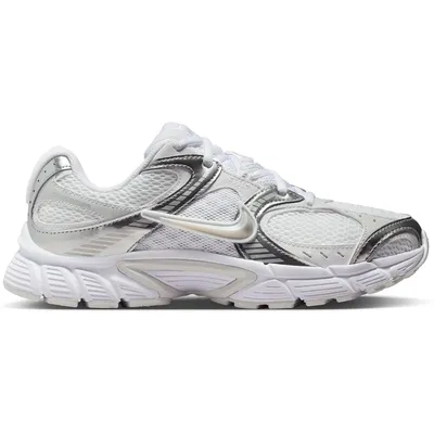 Nike W NIKE V5 RNR – Weiß / Silber metallic